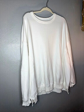 Aerie Embroidered Scalloped Pullover White Crew Neck Sweater